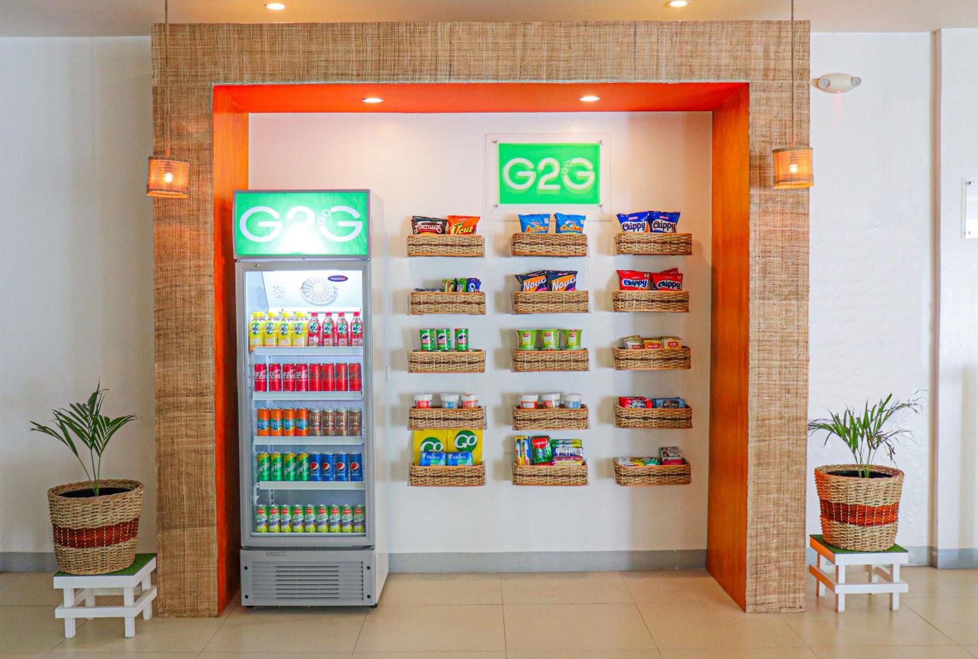 Go Hotels Manila Airport Road Paranaque City Eksteriør billede