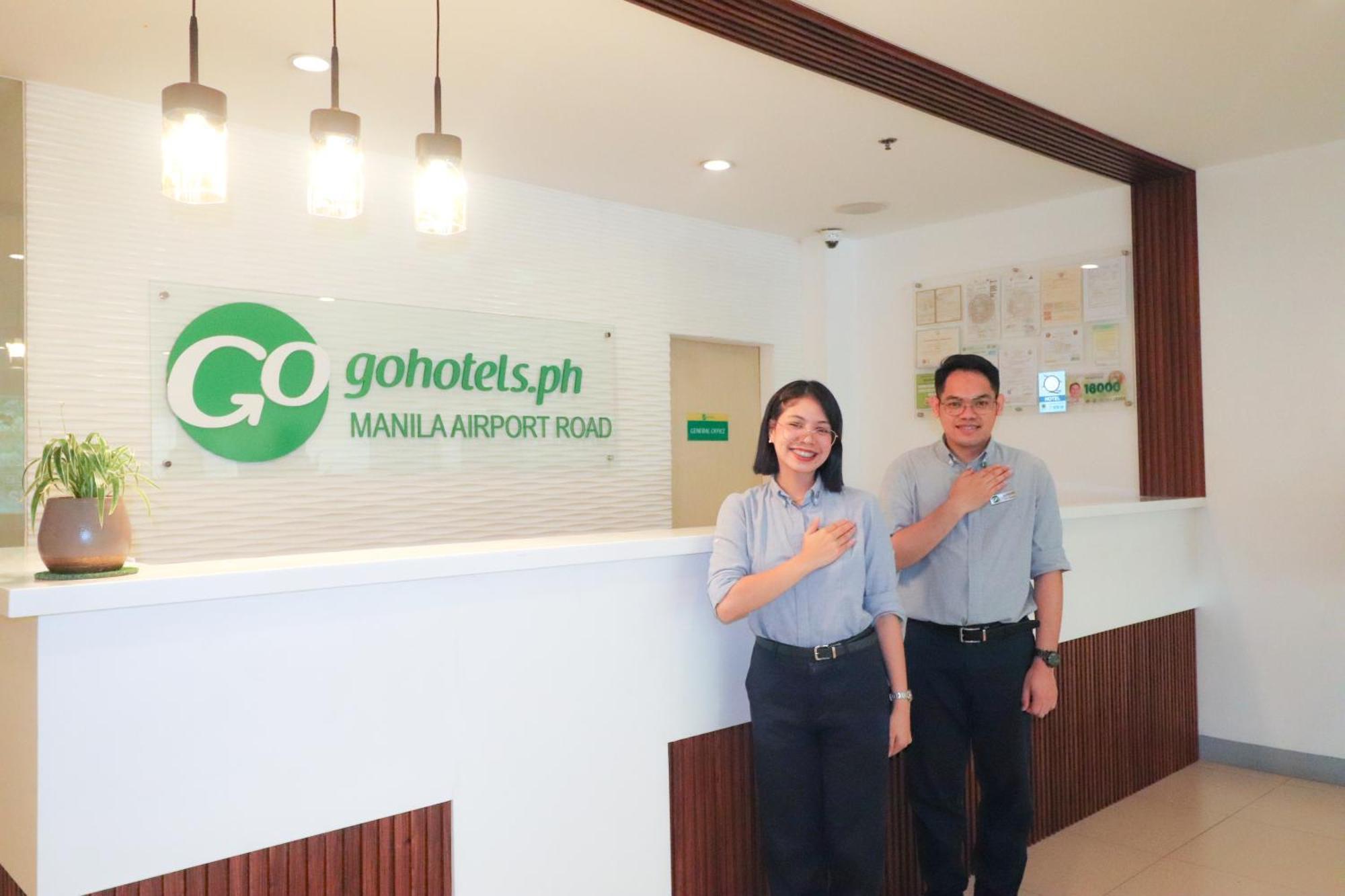 Go Hotels Manila Airport Road Paranaque City Eksteriør billede