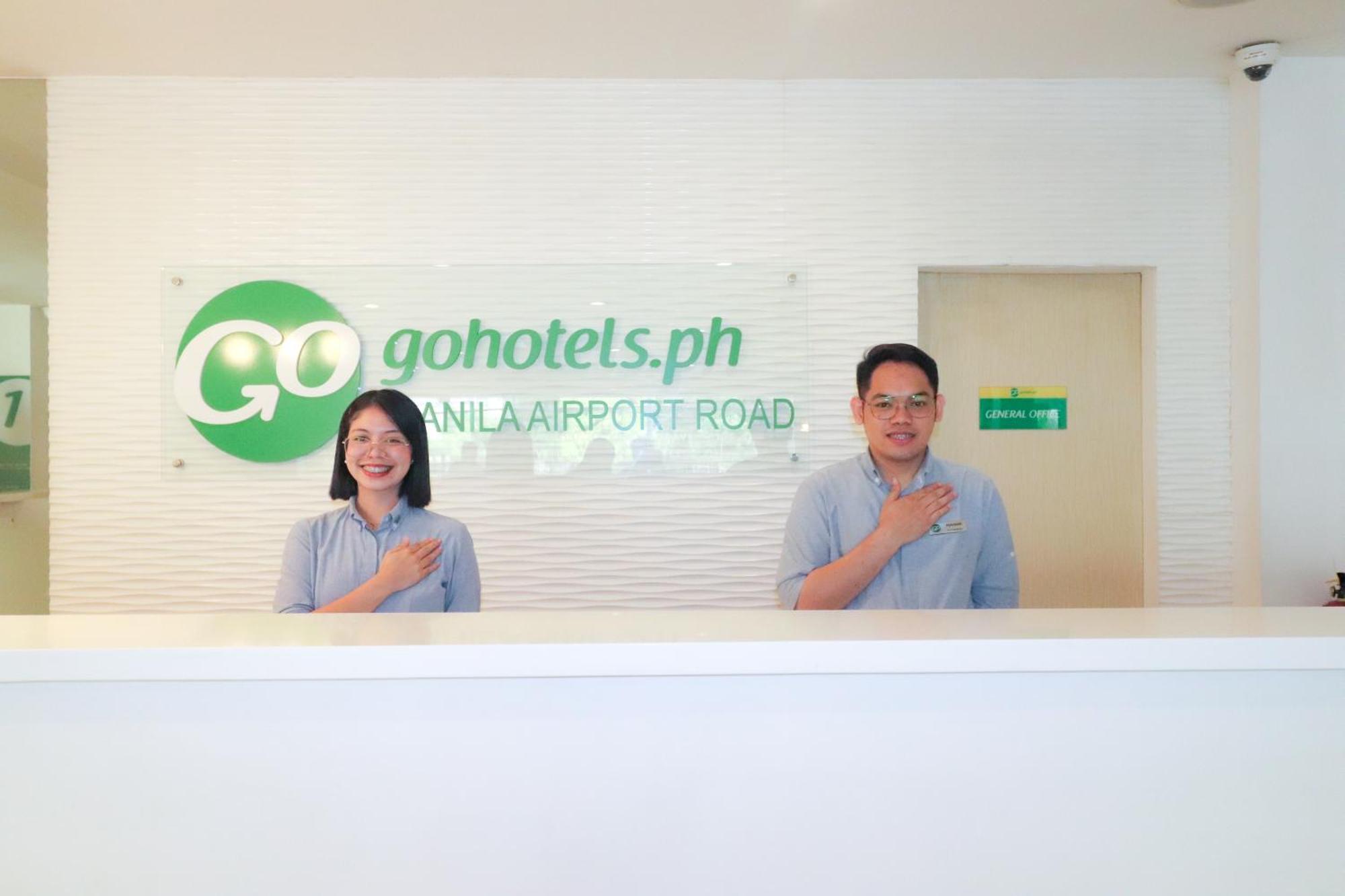 Go Hotels Manila Airport Road Paranaque City Eksteriør billede