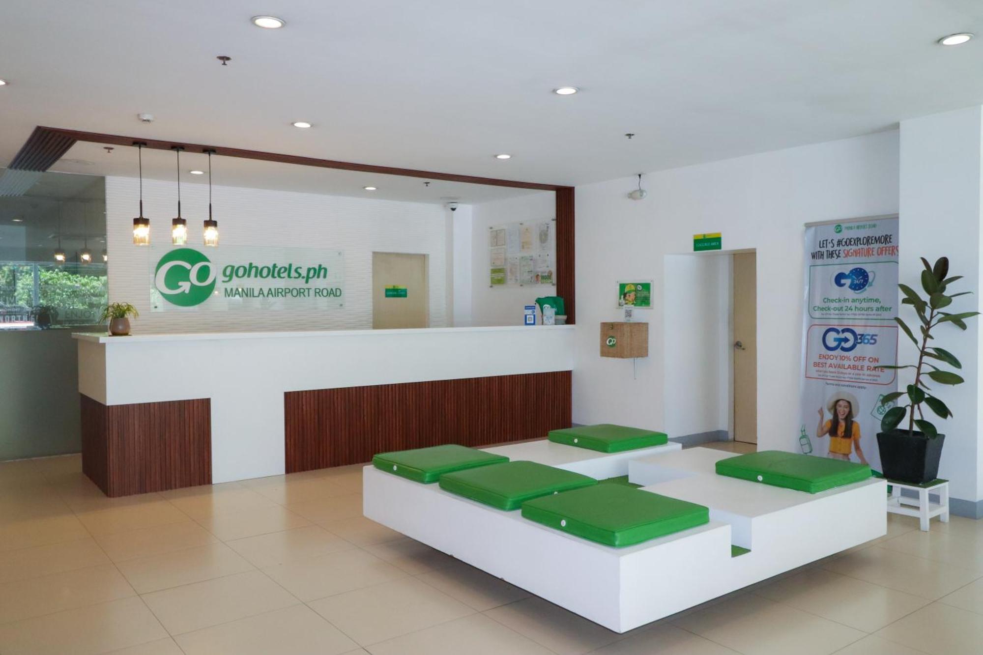 Go Hotels Manila Airport Road Paranaque City Eksteriør billede